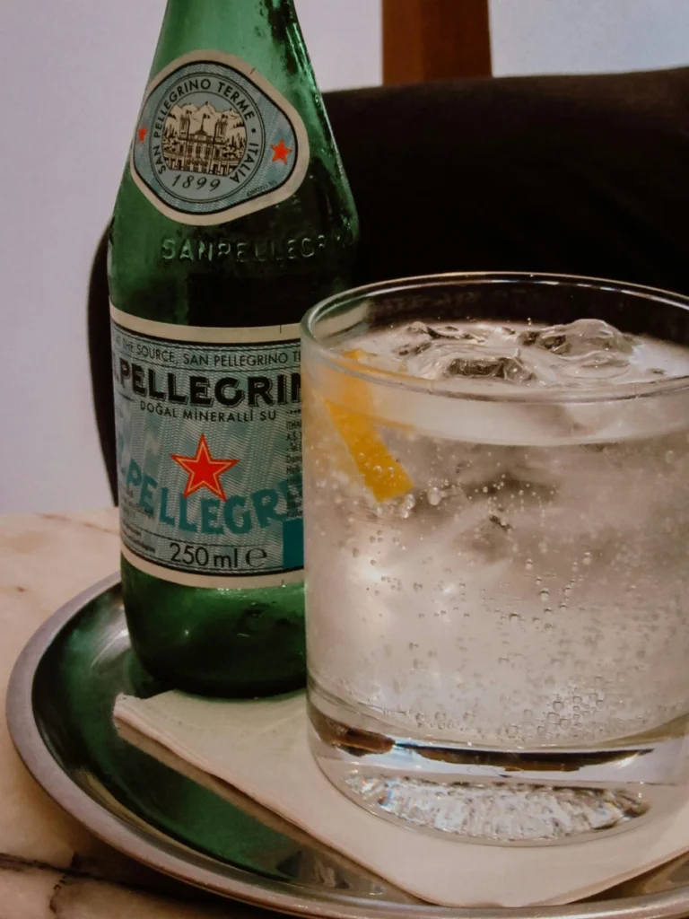 Comment se sentir mieux rapidement. L'eau fraiche est un bon moyen